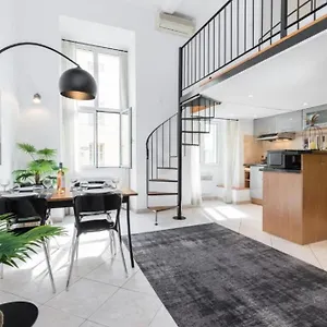 Massena 2 - Great Location Massena Square With Ac Nice